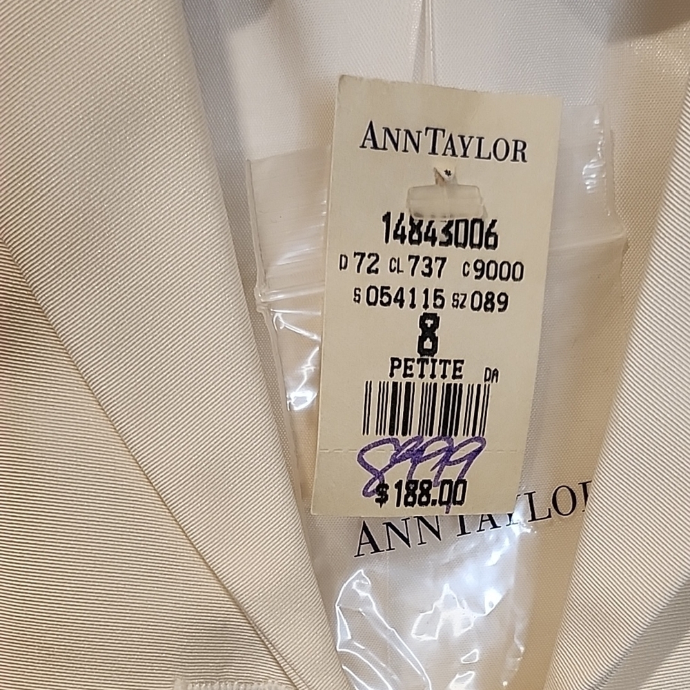 Ann Taylor Women's Ivory Blazer - Picture 5 of 6